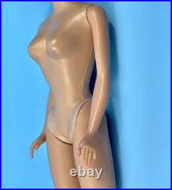 1961 Vintage White Ginger Bubble Cut Barbie Japan Beautiful Swimsuit Heels