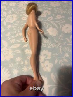 1962 Barbie Midge. With Red Swim Suit, Sunglasses, and Heels. Rare. Vintage 1962 Barbie Midge. With Red Swim Suit, Sunglasses, and Heels. Rare. Vintage