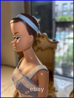 1962 Vintage Mattel Fashion Queen Barbie Doll With Set Of 3 Wigs Japan Clean