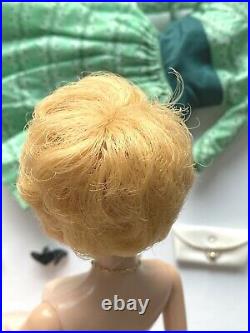 1963 Bubble Cut Barbie Doll #850 Wearing #955 Swingin' Easy Complete Set