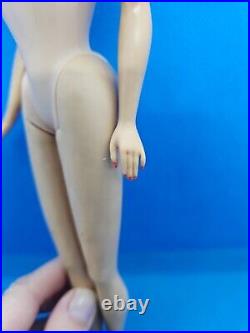 1965-66 Vintage Barbie American Girl #1070 Bendable Legs Blonde READ