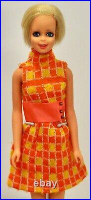 1966 Vintage Mattel Barbie TWIGGY Doll London's Top Model Twist N' Turn #1185