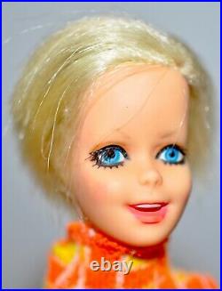 1966 Vintage Mattel Barbie TWIGGY Doll London's Top Model Twist N' Turn #1185