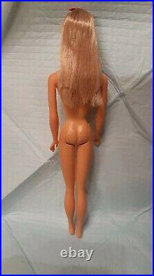 1968 BEAUTIFUL Blonde Standard Barbie #1190 Straight Leg