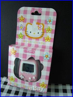 1998 VTG NINTENDO Sanrio Japan Authentic GAME tamagotchi Hello Kitty DOLL rare