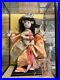 21_Vintage_Rare_Japanese_doll_in_glass_case_01_sdvr