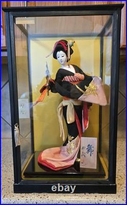 A Fabulous Vintage Japanese Geisha Doll with 21 Glass Case A Fabulous Vintage Japanese Geisha Doll with 21 Glass Case