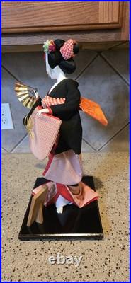A Fabulous Vintage Japanese Geisha Doll with 21 Glass Case A Fabulous Vintage Japanese Geisha Doll with 21 Glass Case