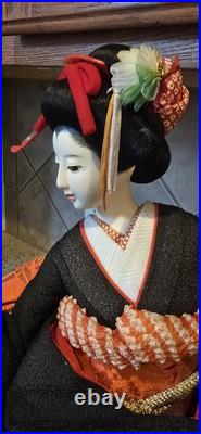 A Fabulous Vintage Japanese Geisha Doll with 21 Glass Case A Fabulous Vintage Japanese Geisha Doll with 21 Glass Case