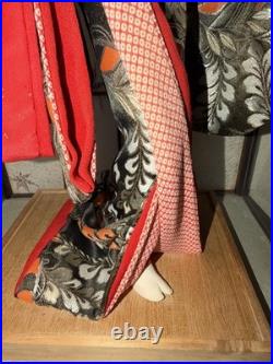 Authentic Vintage Japanese Geisha Doll + 21 Display Glass Case + Accessories