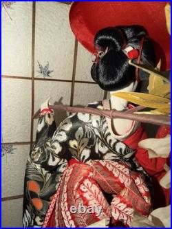 Authentic Vintage Japanese Geisha Doll + 21 Display Glass Case + Accessories