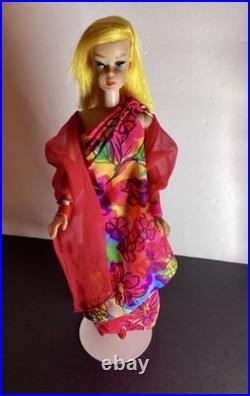 Barbie FLOATING GARDENS #1696 1967 Earrings Bracelets Red shoes Japan No Doll