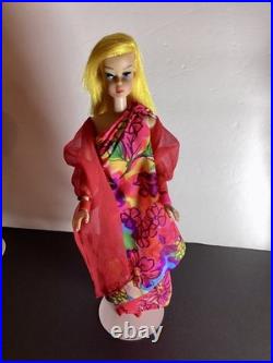 Barbie FLOATING GARDENS #1696 1967 Earrings Bracelets Red shoes Japan No Doll