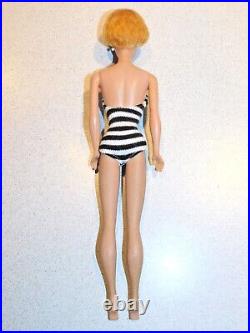 Barbie VINTAGE Blonde 1961 BUBBLECUT BARBIE Doll