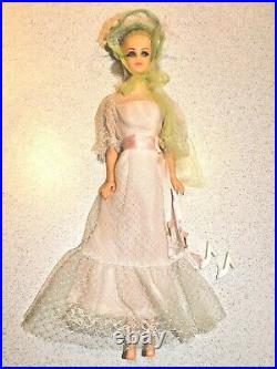 Barbie VINTAGE Blonde STANDARD TRULY SCRUMPTIOUS Doll