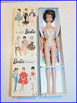 Barbie VINTAGE Brunette EUROPEAN SIDEPART BUBBLECUT BARBIE Doll withBox