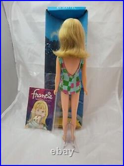 Beautiful1st Edition bend leg Francie w box tag stand etc Vintage Barbie