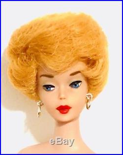 Beautiful Vintage 1961 First Issue Blonde Bubble Cut Barbie 850 Japan Mint