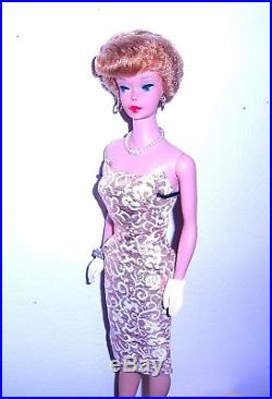 Beautiful Vintage 1962 Ash Blonde Bubble Cut Barbie 850 Japan Mint