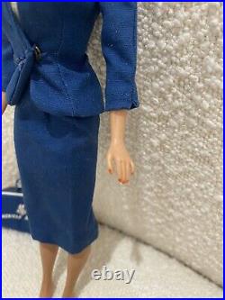 Japan Bubble Cut Barbie in American Airlines Outfit #984 Titian Hair Blue Eyes