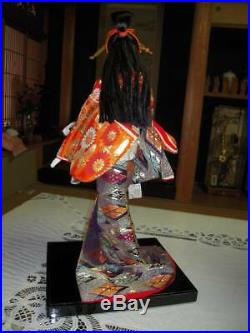 Japanese Geisha doll in Kimono 23 on wooden base Antiques 30-40years Vintage