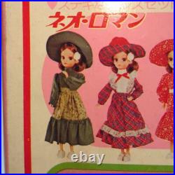 Lady Licca-chan doll Vintage Used Very Good Item Green Dress Retro Fashion Japan Lady Licca-chan doll Vintage Used Very Good Item Green Dress Retro Fashion Japan