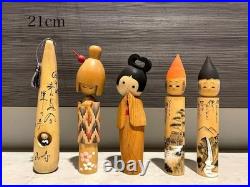 Lot of 29 Vintage Japanese Small Figure Kokeshi Doll Souvenir Japan