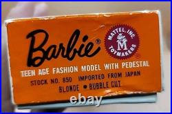Mattel Barbie 1962 Vintage Bubble Cut Doll Japan Red Swimming Suit