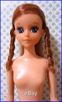Mattel Quick Curl Tulip Francie, Japan excl. Tuli chan, vintage 70s Barbie doll