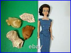 Mattel Vintage FASHION QUEEN BARBIE DOLL W WIGS DRESS BAND ORIGINAL #870 1962