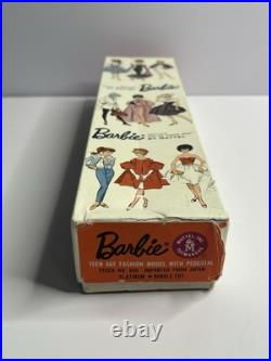 Midge Barbie 1960s Platinum Blonde Stock # 850 Vintage Made In Japan withbox Midge Barbie 1960s Platinum Blonde Stock # 850 Vintage Made In Japan withbox