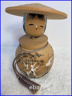 Nice Large Signed Vintage Japanese Kokeshi Doll 5-1/2 inches tall Floral