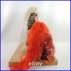 Nishi Kagamijishi 17 White & Red Hair Kabuki Dancer Dolls on Wood Base Vintage