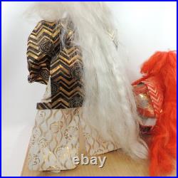 Nishi Kagamijishi 17 White & Red Hair Kabuki Dancer Dolls on Wood Base Vintage