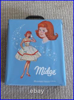 Original barbie midge doll 1960s- complete with case, clothing, accessories