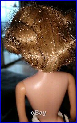 Original vintage Cinnamon Hair Japan Barbie doll knee's bend & click
