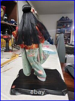 RARE 12 Vintage Japanese Kuzuki The Giesha Doll With Wooden Stand #4633