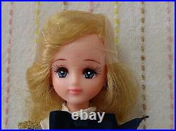 Rare! Takara Barbie's Friend First generation Ellie Fashion Doll Vintage 1984