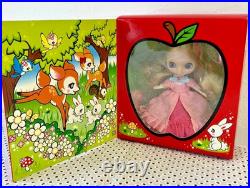 Rare Vintage 2010 Petite Blythe Doll Red Apple Hasbro Japan