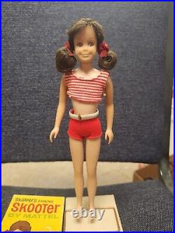 Scooter Skipper's Friend Original Stand Box 1040 Brunette Mattel Barbie Vintage