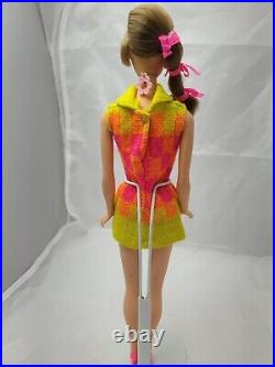 Stunning Vintage Talking Barbie wearing Walking Jamie dress