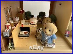 Sylvanian Families Larchwood Lodge Flair Vintage House Figures & Furnishes VGC