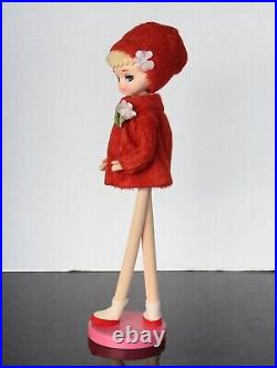TALL & GORGEOUS Vintage Bradley Big Eye Style Pose Doll On Stand Yarn Hair Japan