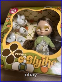 Takara Puchi Blythe Doll Green Outfit Tea Set Vintage Style Japan New in Box