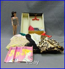 VINTAGE 1958 BRUNETTE PONYTAIL BARBIE NO. 4 DOLL MATTEL JAPAN Swimsuit Shoes Base
