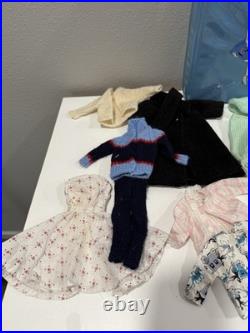 VINTAGE 1958 BUBBLE CUT BARBIE DOLL With1962 BLUE CASE & CLOTHES LOT