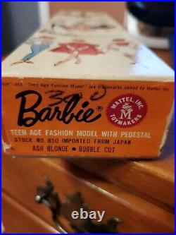 VINTAGE 1960s ASH BLONDE BUBBLE CUT BARBIE DOLL IN ORIGINAL BOX NO. 850 JAPAN