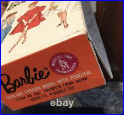 VINTAGE 1960s BRUNETTE BUBBLECUT BARBIE With AMERICAN GIRL FACE IN ORIGINAL BOX