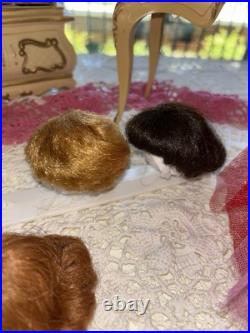 VINTAGE 1964 FASHION QUEEN BARBIE Doll withall Wigs Plus Rare Plat. BlondeGreat