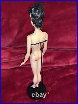 VINTAGE BARBIE Pedestal STAND FOR #3 #4 PONYTAIL BARBIE-VINTAGE/JAPAN-NO DOLLS